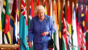 Queen salutes front-line workers in Commonwealth Day message