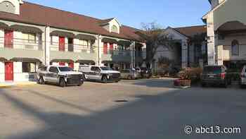 Woman's body found in southwest Houston hotel room - KTRK-TV