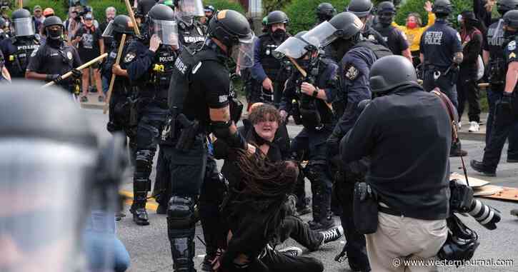 Kentucky Bill Would Criminalize Insulting, Taunting Police Officers
