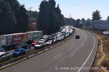 Volcadura de camión de carga provoca cierre en la México-Cuernavaca - Publimetro México