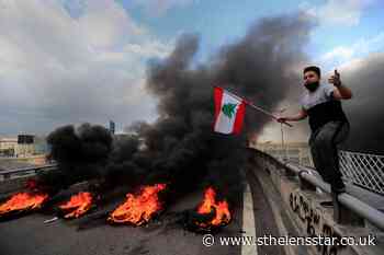 Protesters paralyse Lebanon amid political and economic crisis - St Helens Star