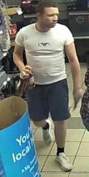Police release CCTV image of Co-op robbery suspect in Bexley