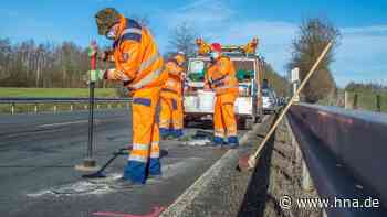 Schlaglöcher werden geflickt - HNA.de