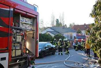 Home Fotos Brand in Wiebelskirchen (Fotos: Christopher Benkert/Feuerwehr Neunkirchen) - sol.de