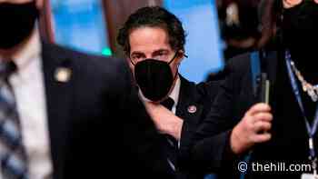 Raskin requests FBI briefing on extremism in law enforcement