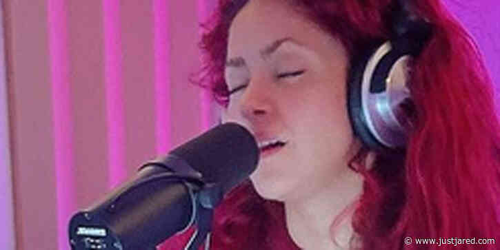 Shakira Shares a Photo Inside the Recording Studio: 'Cooking Something'!
