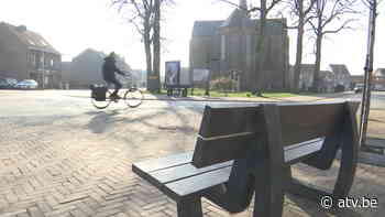 Babbelbanken moeten contact bevorderen in Boechout - ATV