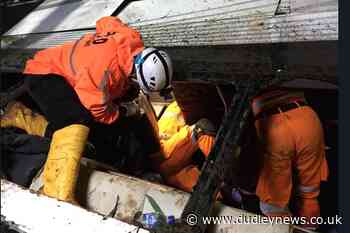 Dozens dead after bus filled with tourists plunges into Indonesia ravine - Dudley News