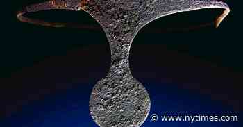 Bronze Age Tomb in Spain Hints at Rule by Women