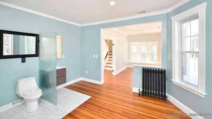‘Embrace The Freedom’: $900K Boston Condo For Sale Has Bathroom Without Walls