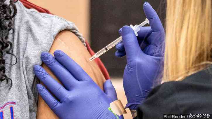 Pima County expands COVID-19 vaccine eligibility to frontline workers and those age 55 and older