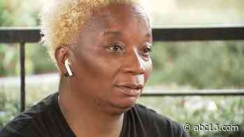 Mother of Houston rapper Xavier 'Obe Noir' Roberson wants answers in son's shooting - KTRK-TV