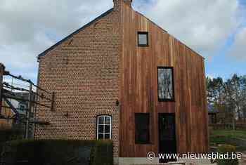 Vierde van woning moeten afbreken en heropgebouwd in hout om hoofd te bieden aan inkrimpen van kleilaag