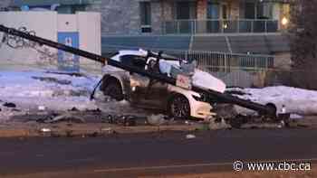 Serious traffic crash temporarily closes Saskatoon's Broadway Bridge - CBC.ca