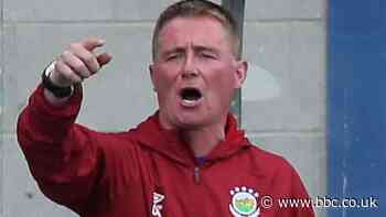 Irish Premiership: Former Dungannon Swifts manager Darren Murphy joins Crusaders coaching team - BBC News