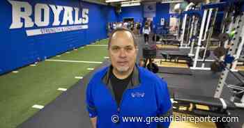 TIME IS RIGHT: Morris returns to coaching to lead Royals' football program - Greenfield Daily Reporter