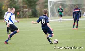 Glyndwr University forges partnership with a leading football coaching organisation to offer cutting edge training online - Deeside.com