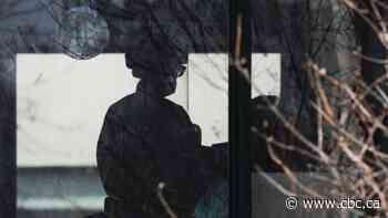 Quebec making it difficult for asylum seekers to get permanent residency, advocates say