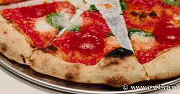 Pi Day 2021: The best pizza and pie deals     - CNET