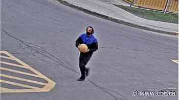 Police seek help identifying man who chased 3 girls at west end park