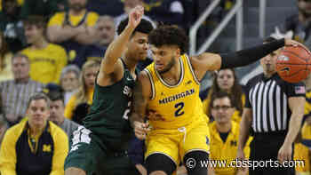 Michigan star forward Isaiah Livers out indefinitely with a stress injury in his right foot