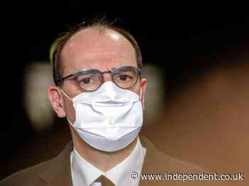 Covid: Paris residents told to be ‘extremely careful’ as ICUs fill up