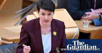 Ruth Davidson urges Scots to vote Tory to stop SNP majority