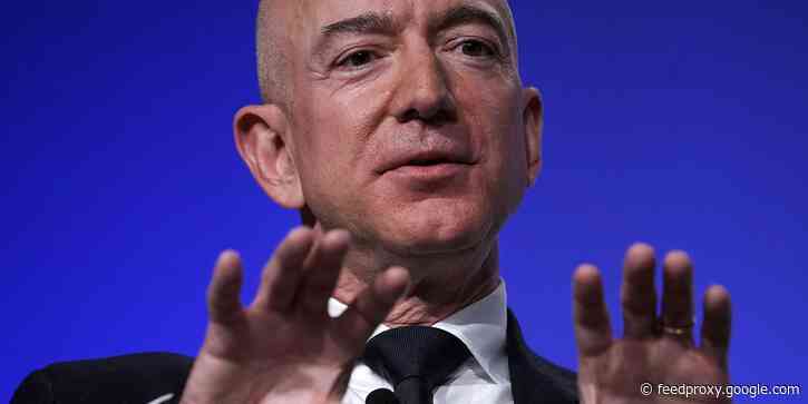 Mark Zuckerberg, Jeff Bezos, Elon Musk, and other billionaires reportedly made more than $360 billion during the pandemic