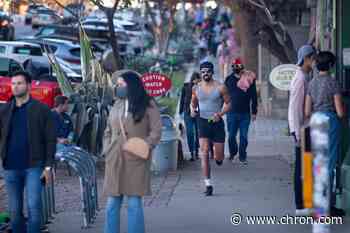 Austin mayor says face mask order stays until next court date