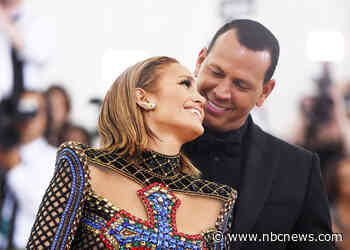 Jennifer Lopez and Alex Rodriguez announce they are still together