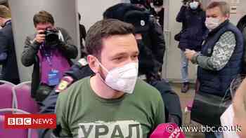 Russia opposition: Moscow police raid election forum