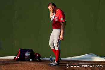 Strasburg Leaves Start Early With Leg Issue; 'Nothing Major'