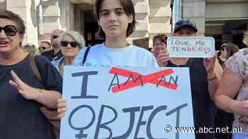Live: NSW Now: Women's march given greenlight by police, inquiry hears of racism in public health system