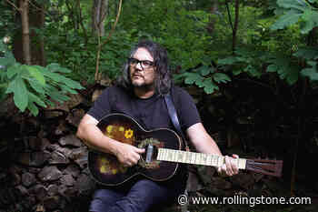 Jeff Tweedy Discusses Decision to Pledge Royalties to Social Justice Groups
