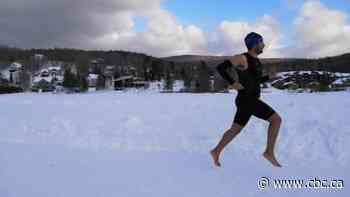 'It was incredible': Barefoot runner does half-marathon on frozen Quebec lake