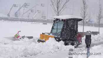 Denver's airport reopens after powerful winter storm