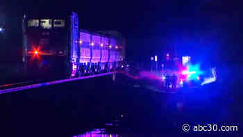 2 killed after crash between Amtrak train, car in southwest Fresno