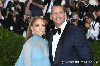 Alex Rodriguez flies to Dominican Republic to be with Jennifer Lopez