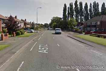 Man dies after crash into lamppost and wall on St Helens Road, Leigh - Leigh Journal