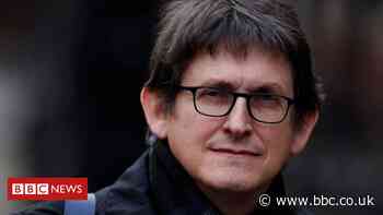 Alan Rusbridger: Ex-Guardian editor resigns Irish role over Roy Greenslade row