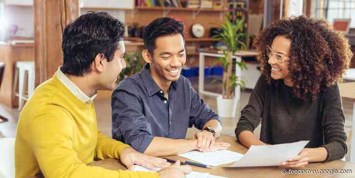 What is a bond? How to earn a steady stream of income by loaning money to a business or government