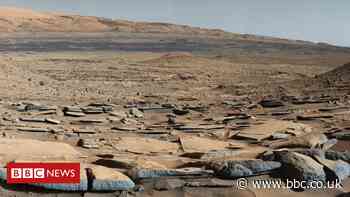 Mars: Vast amount of water may be locked up on planet