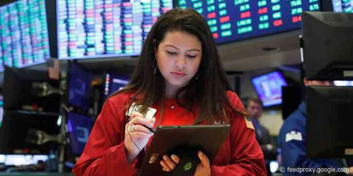 The S&P 500 could surge 8% on strong seasonality and a bullish technical pattern, BofA says