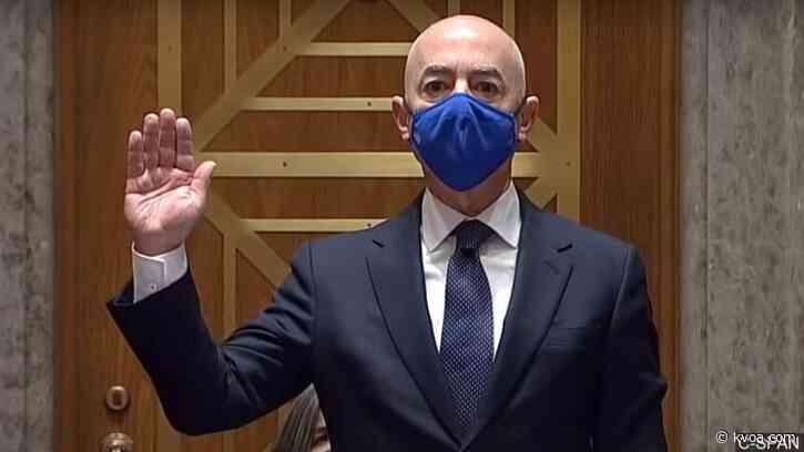 Child border crossings surging, straining US facilities