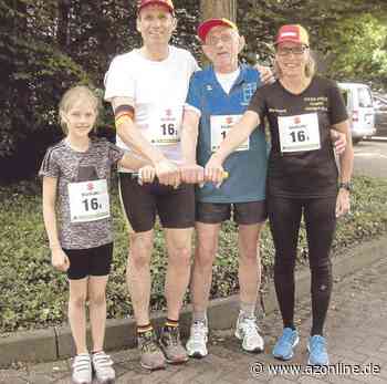 Leichtathletik: Jung und Alt gewinnen die Sonderwertung beim Staffellauf in Velen : Opa, komm lauf mit uns ! - Coesfeld - Allgemeine Zeitung - Allgemeine Zeitung