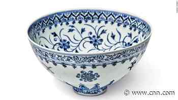 Chinese bowl bought for $35 at a yard sale sold for over $700,000