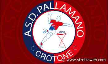 Una Pallamano Crotone decimata cede alla capolista Putignano: sconfitta per 29-25 - Stretto web