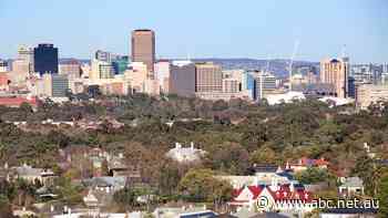 'This is purely a courtesy notice': Email 'threat' to tenants as property market puts squeeze on renters