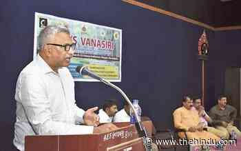 ‘Forest Dept., farmers should work in unison to protect medicinal plants’ - The Hindu