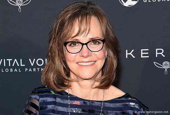 Sally Field to Play Jerry Buss’ Mother Jessie in HBO’s 1980s Lakers Drama Series